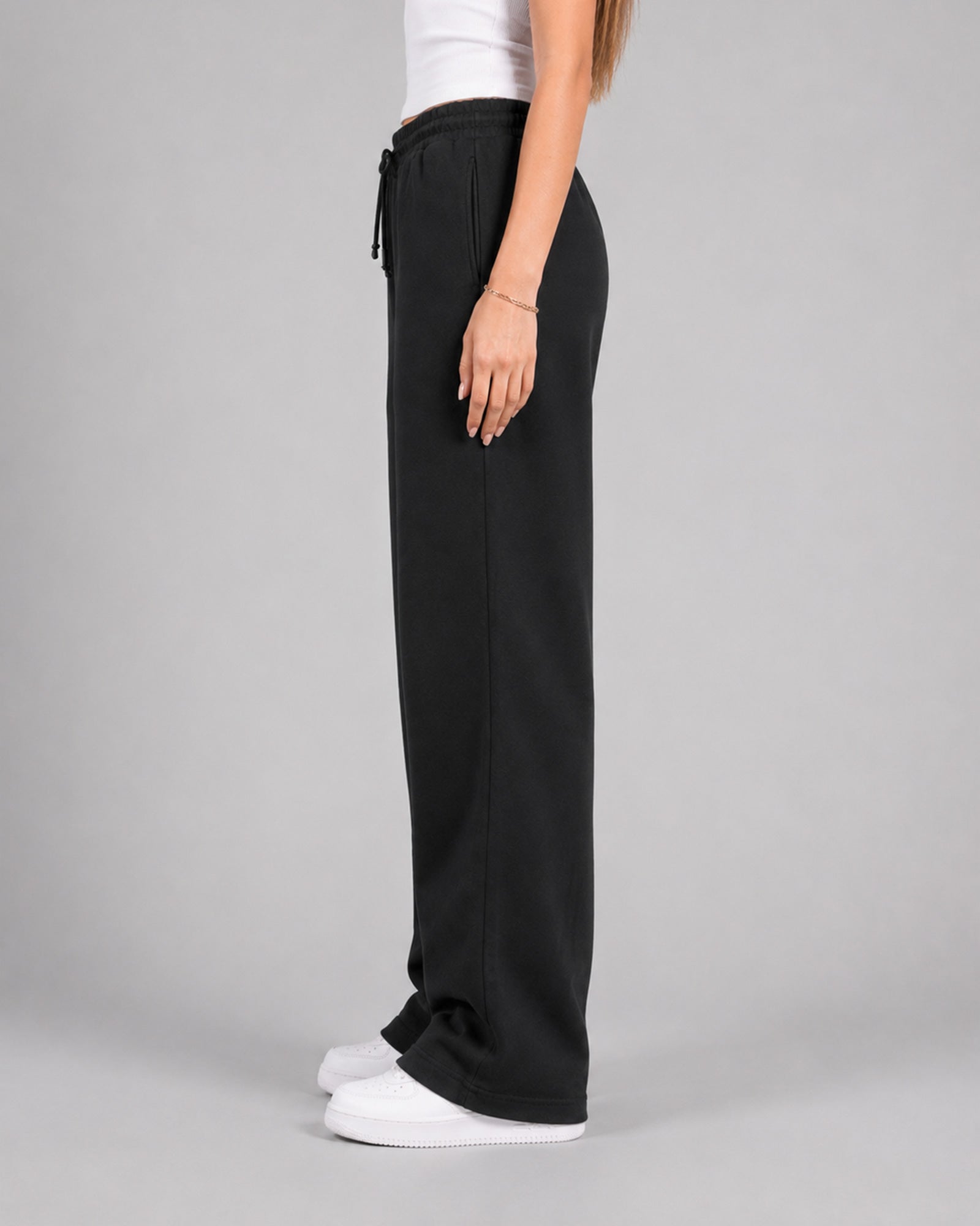 Essential Baggy Sweatpants - Black