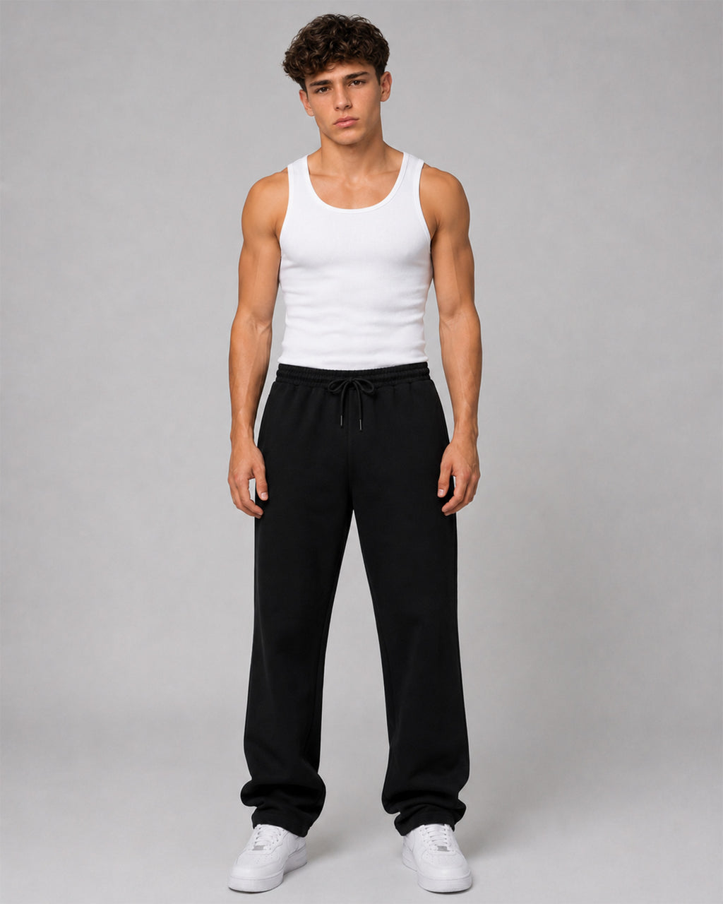 Essential Baggy Sweatpants - Black